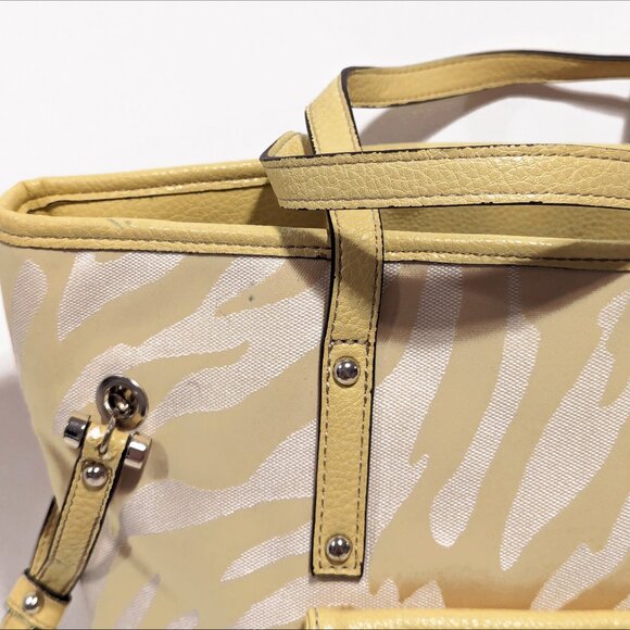 Beautiful ANNE KLEIN Yellow & White Zebra Print Fabric Large Tote w/Brown Lining - Picture 2 of 5